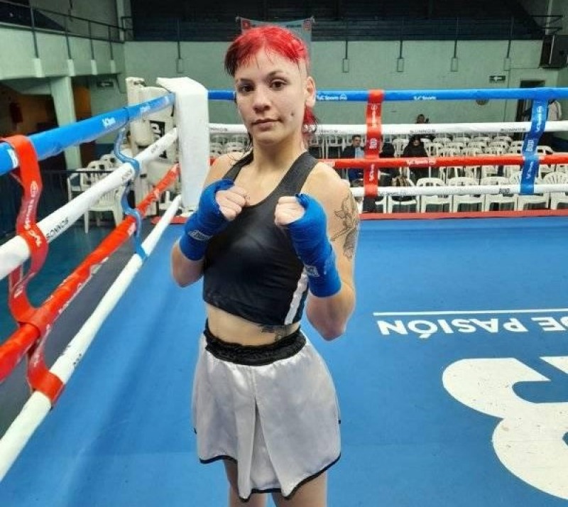 Mariana Lpez en la semifinal del Regional de la FAB